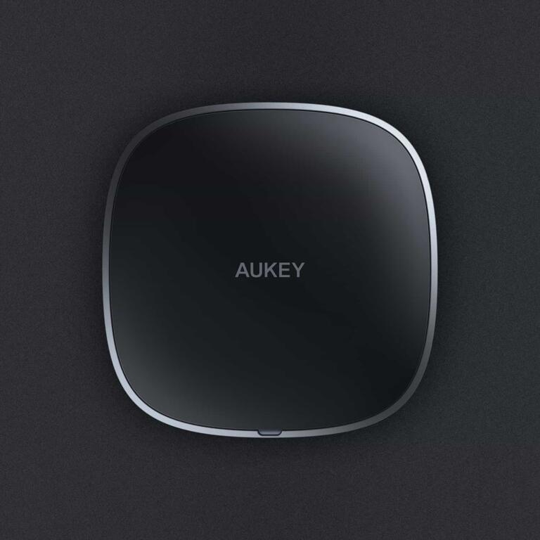 Aukey Fast Wireless Charger-min