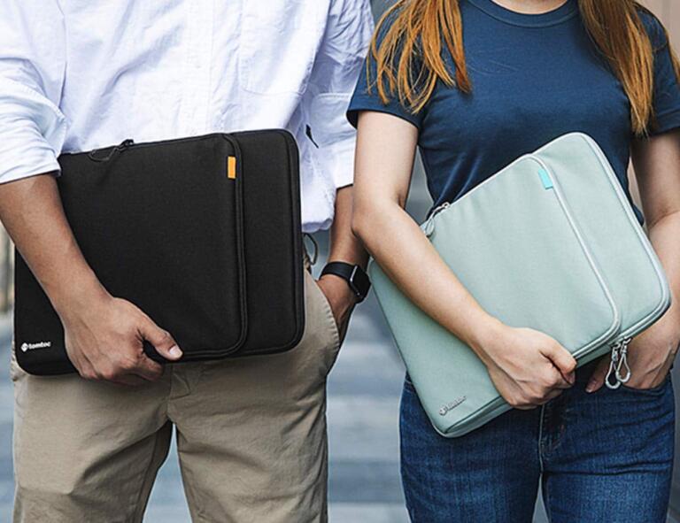 tomtoc macbook sleeve