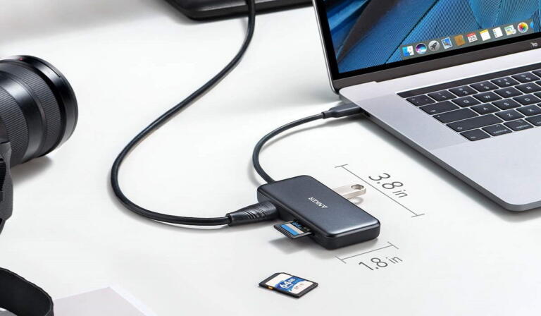 Anker 5 in 1 USB C Hub-min (1)